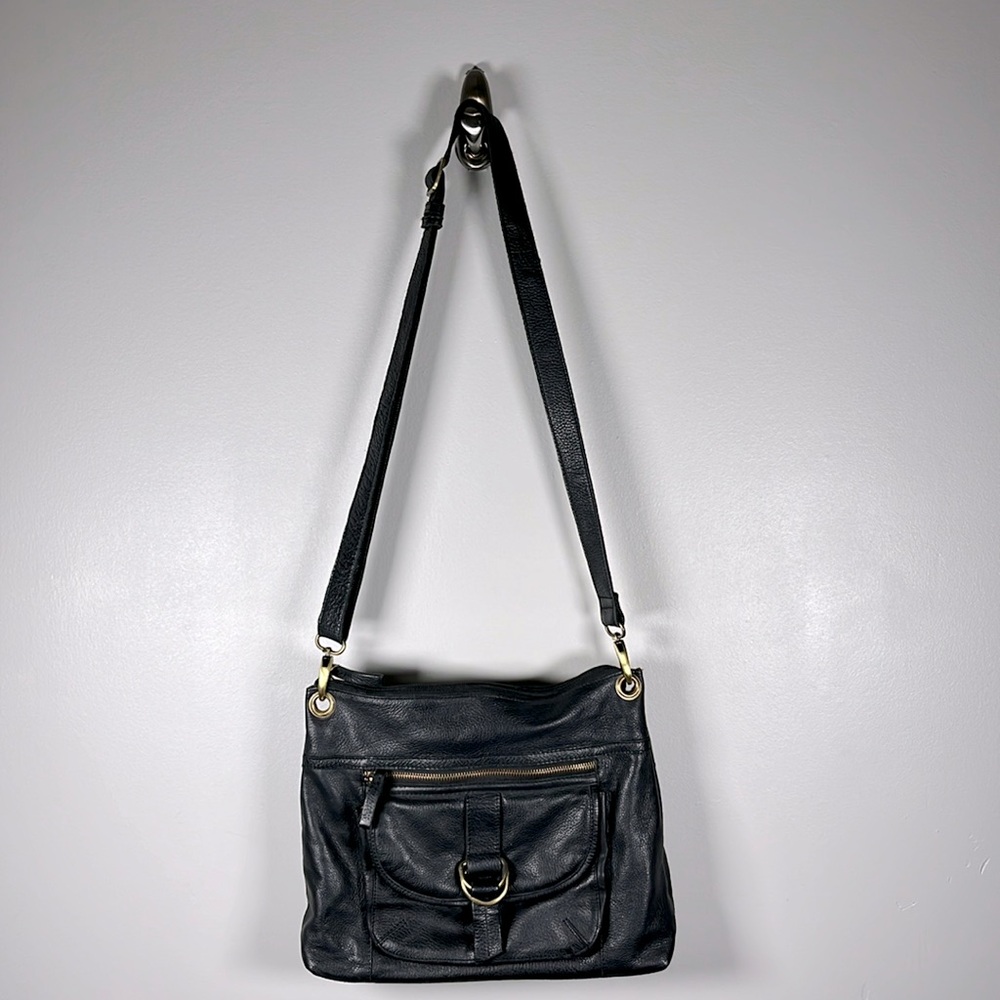 Sophia Visconti Crossbody Leather Black Front Pocket  Zipper.